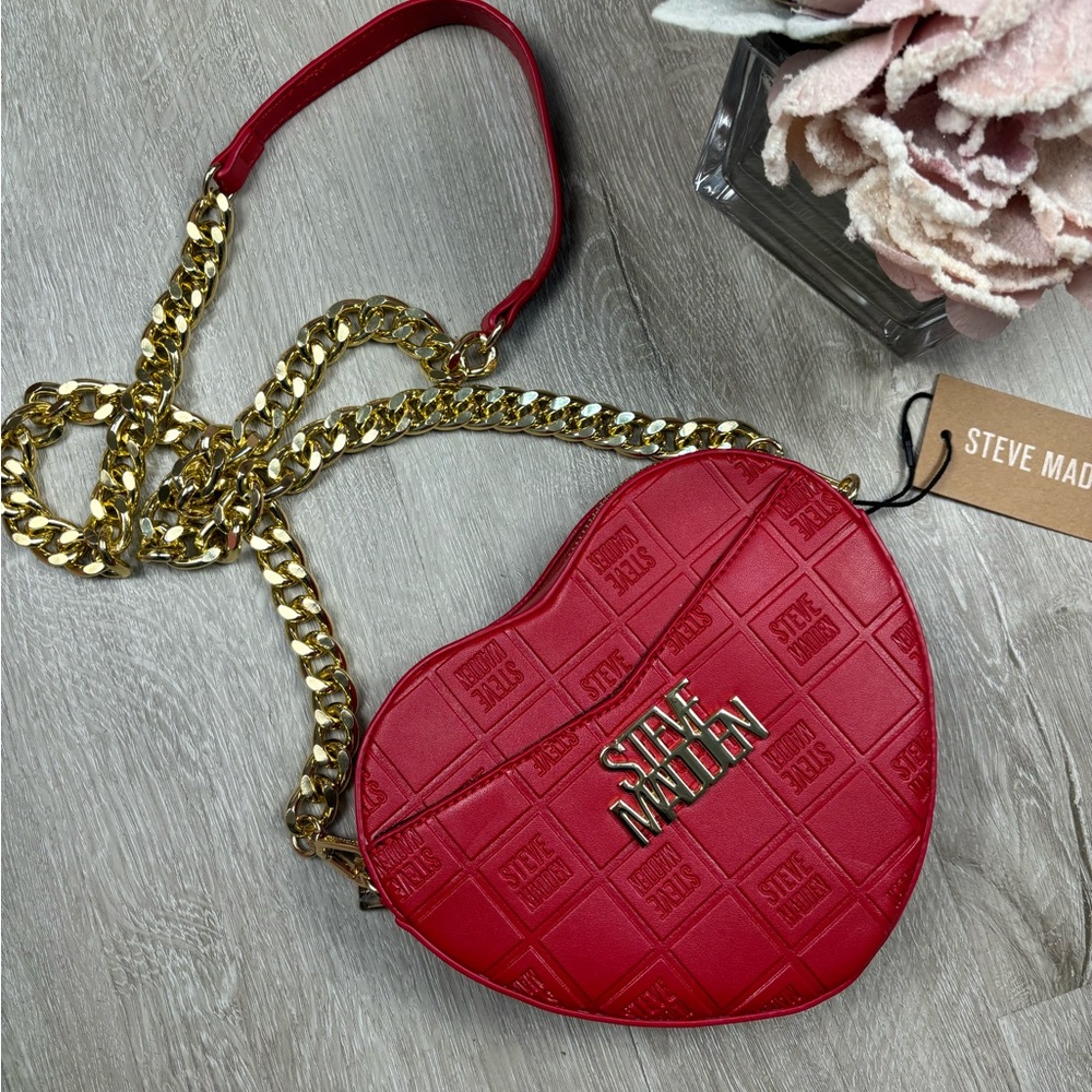 NEW Steve Madden Red BCECE heart Crossbody ❤️